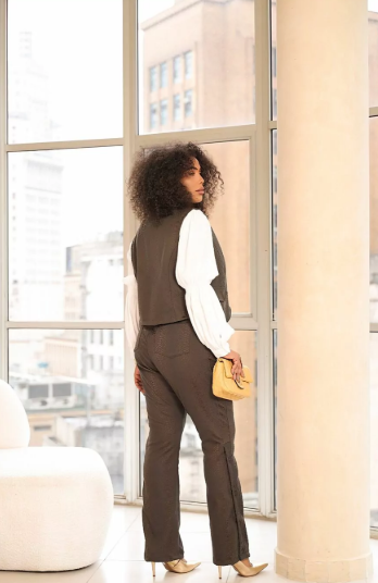 COLETE VANCOUVER MODA PLUS